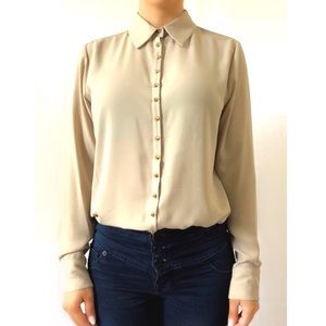 Button Down Vince Camuto Blouse w Spike Detail